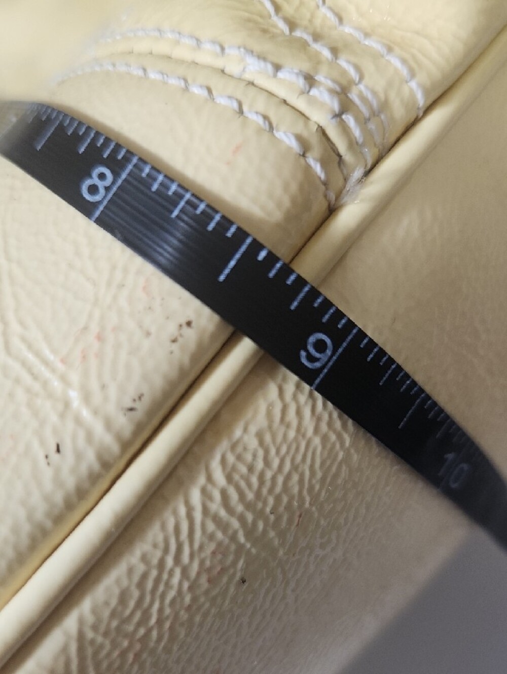 Vintage COACH Pale Yellow Patent Leather Tote w/ Signature Embossing ⭐️Call Outs - Picture 16 of 16